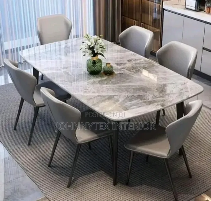 Best Quality Dining Table in 6 Seaters