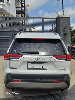 Toyota RAV4 Limited FWD 2023 White