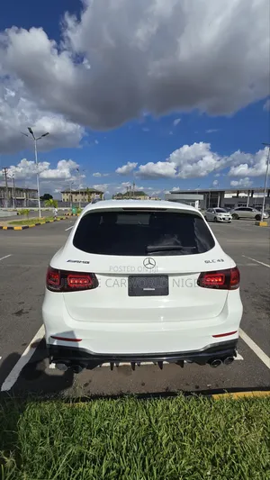 Mercedes-Benz GLC-Class 2021 White