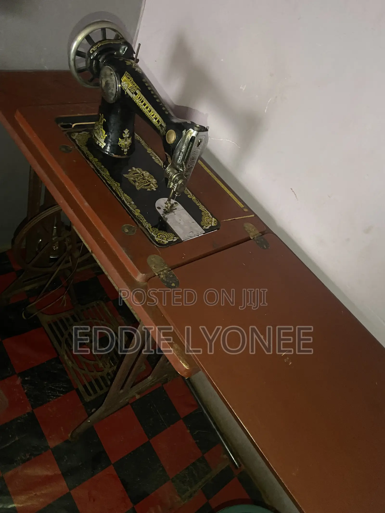 Manual Sewing Machine