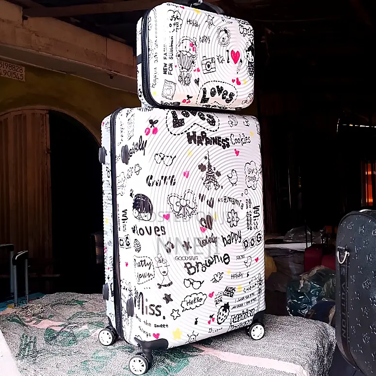 Plastic/Rubber Luggage Kit