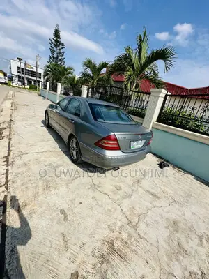 Mercedes-Benz C230 2006 Blue