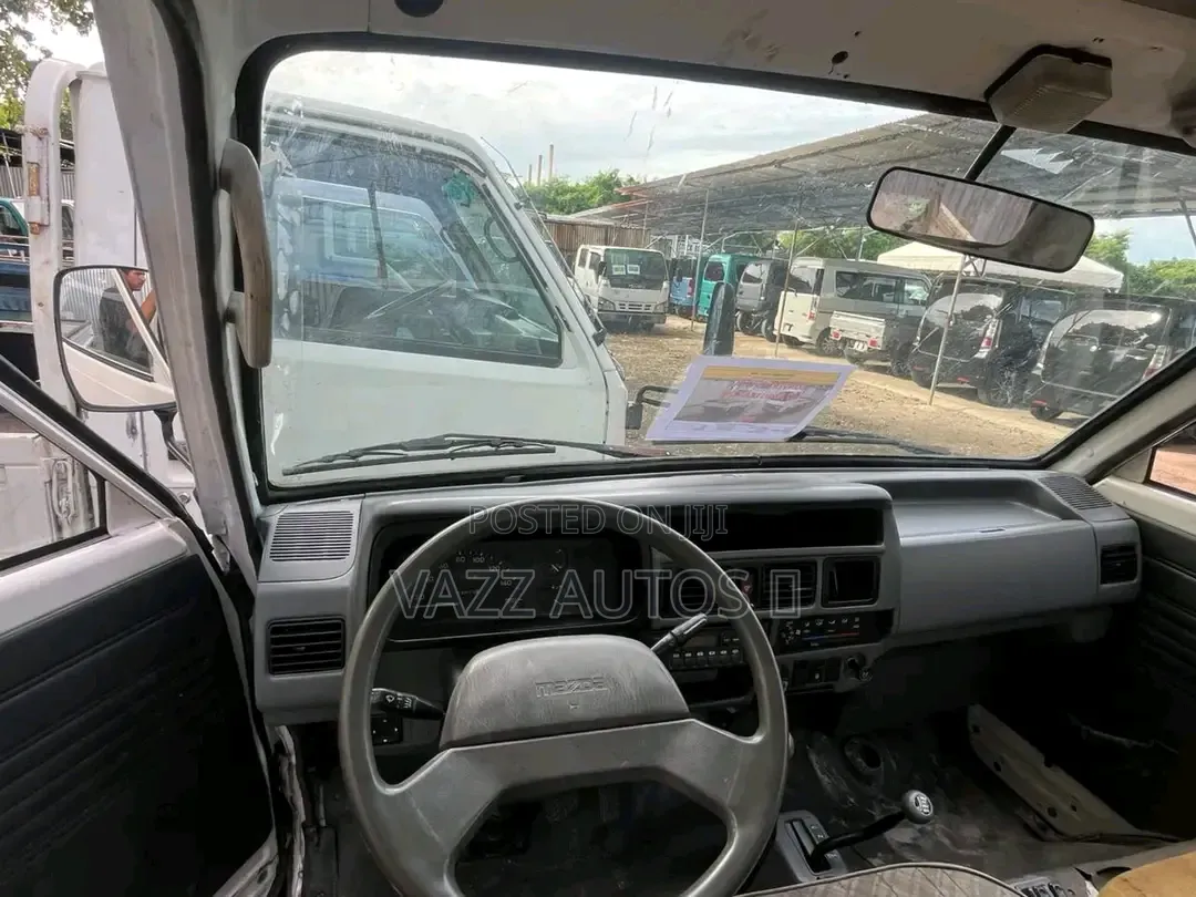 New Mazda Bongo Vanette Trucks