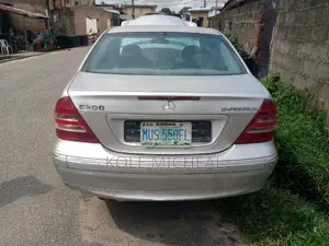 Mercedes-Benz C200 2004 Silver