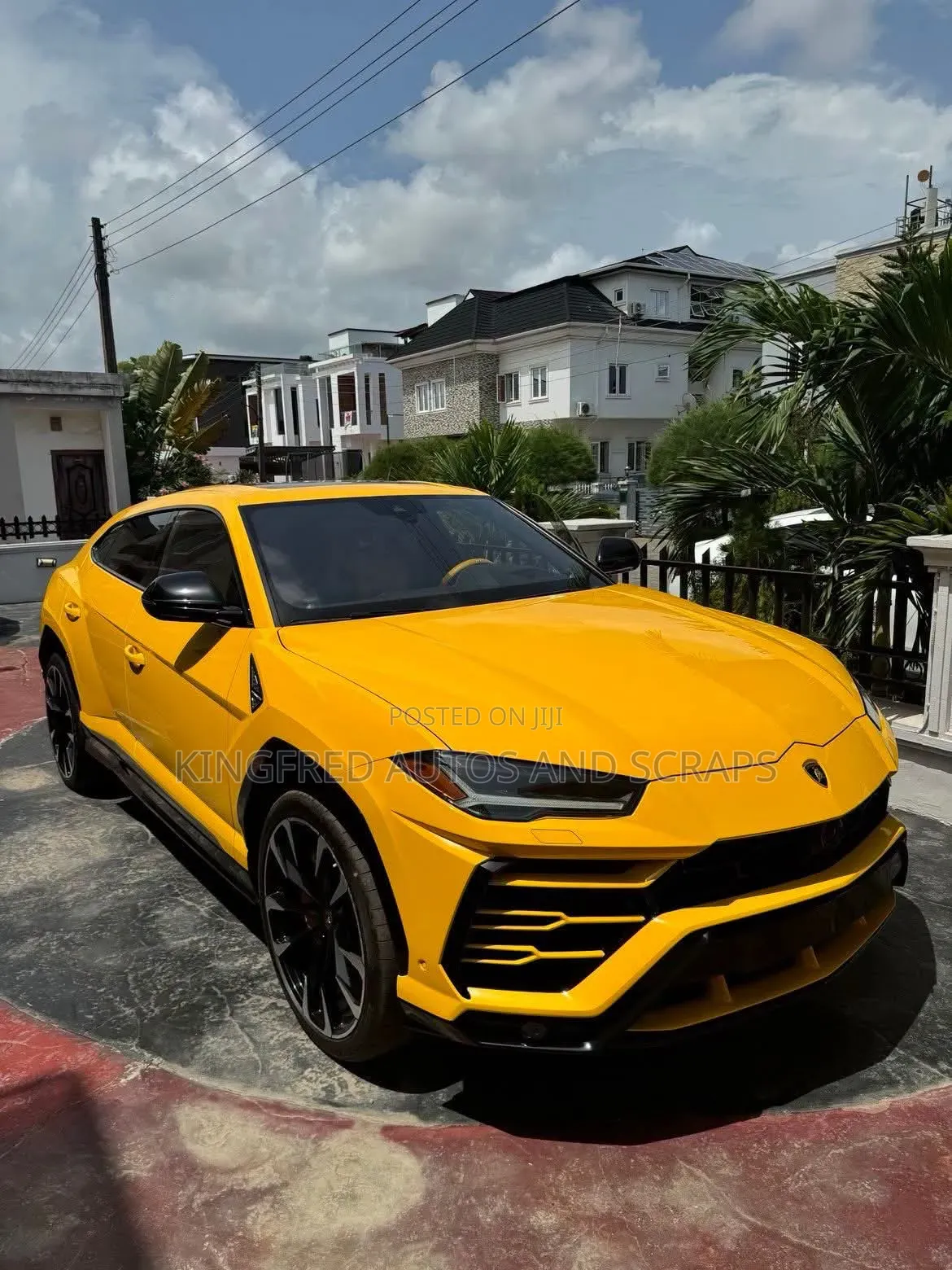 Lamborghini Urus Base 2019 Yellow