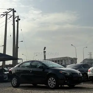 Toyota Corolla 2015 Black