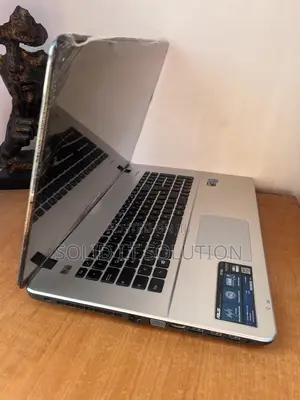 Laptop Asus 8GB Intel Core i7 HDD 1T