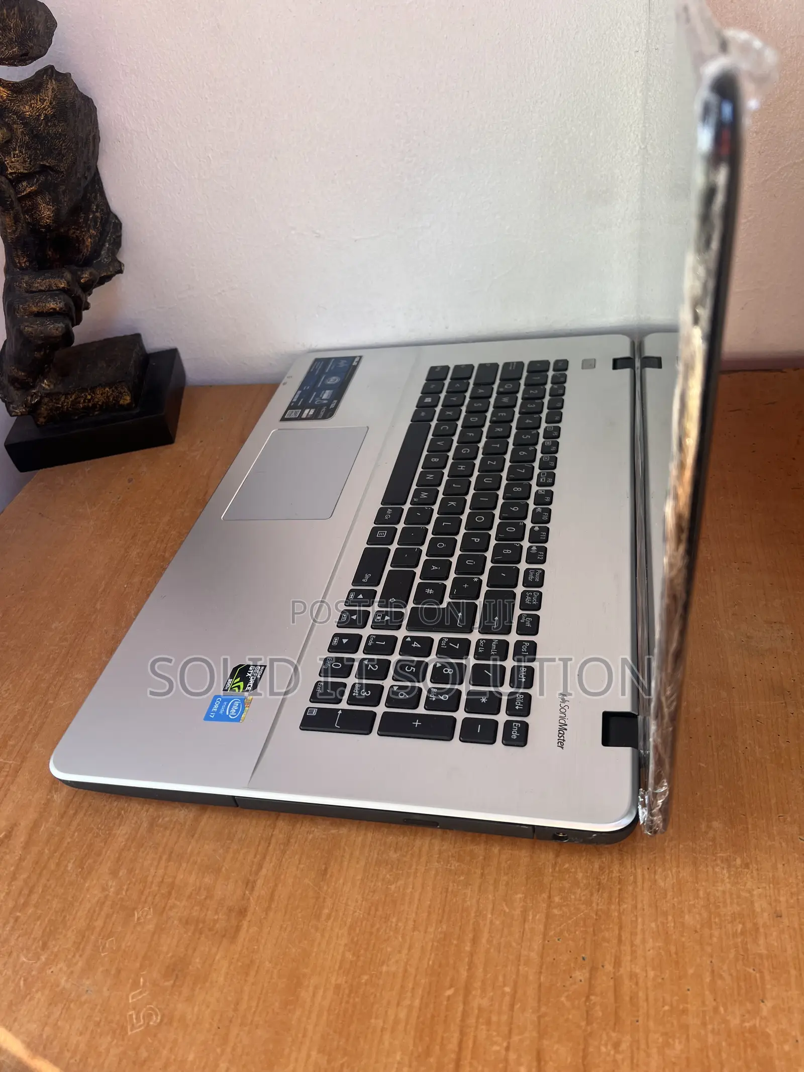 Laptop Asus 8GB Intel Core i7 HDD 1T