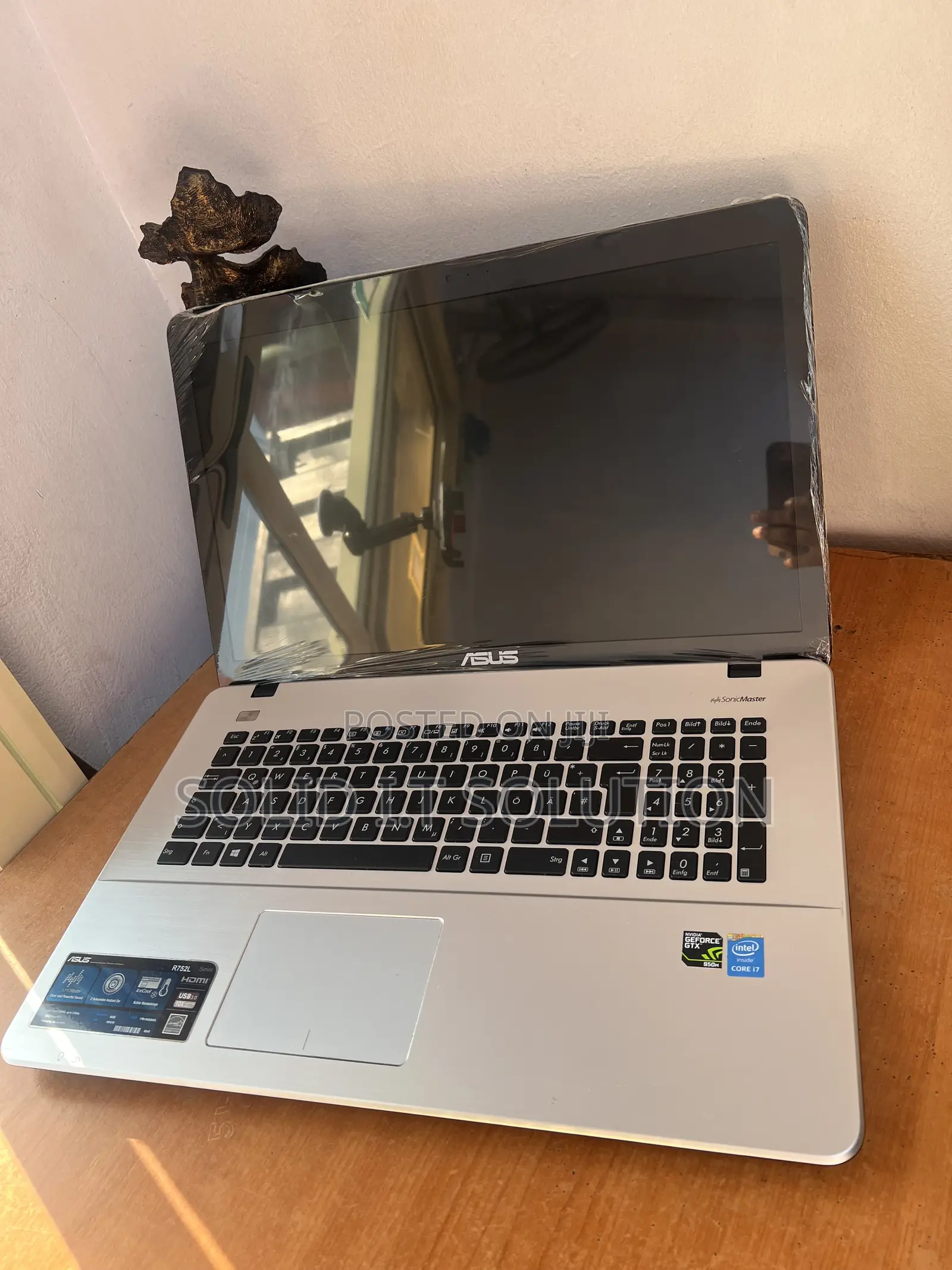 Laptop Asus 8GB Intel Core i7 HDD 1T