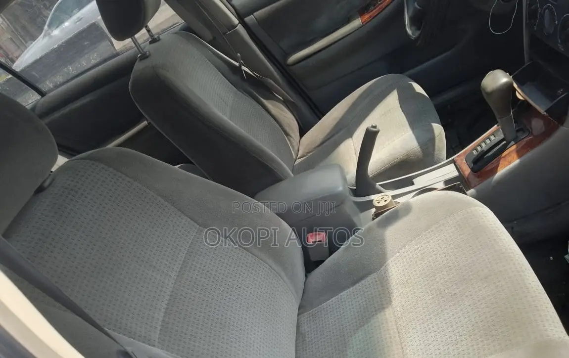 Toyota Corolla 2007 Silver