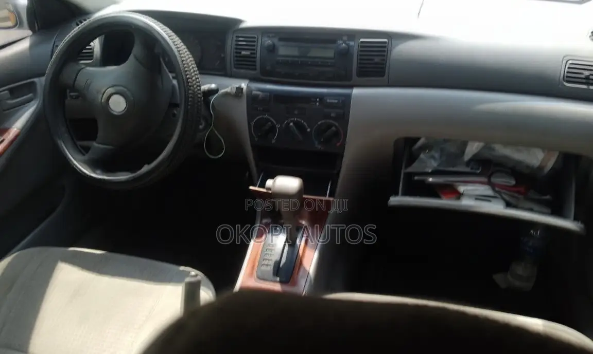 Toyota Corolla 2007 Silver