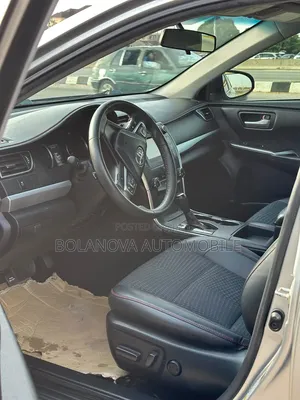 Toyota Camry 2015 Silver