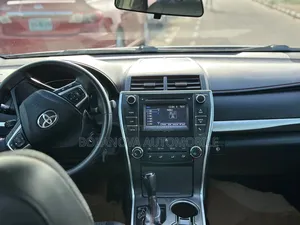Toyota Camry 2015 Silver