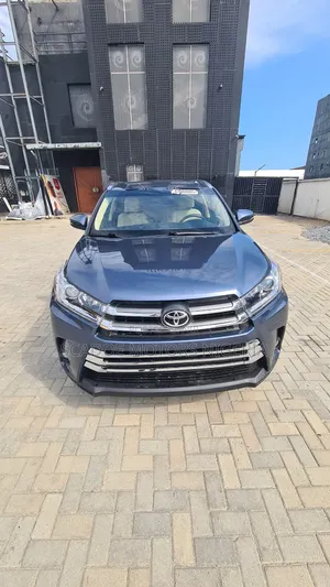 Toyota Highlander 2015 Blue