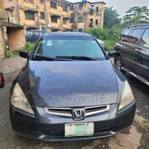 Honda Accord 2005 Gray