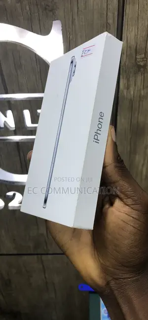 New Apple iPhone Air 256 GB Blue