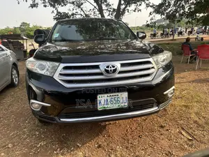 Toyota Highlander 2011 Black