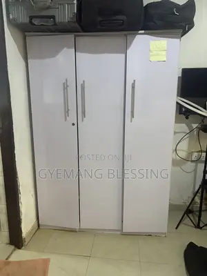 Cloth Wardrobe