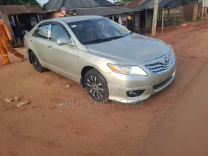 Toyota Camry 2007 Gold