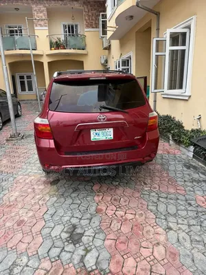 Toyota Highlander 2010 Red