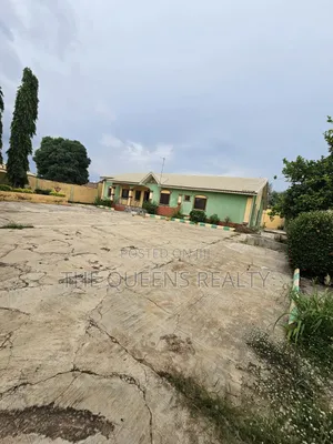 6bdrm House in Market Road, Ilorin South for sale