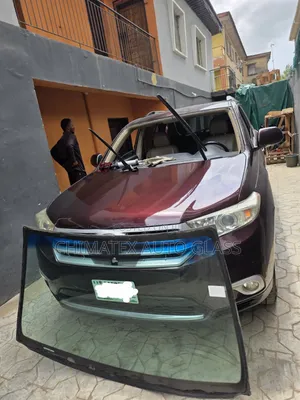 Highlander 2012 Windscreen Glass Available Installed at Chimatex