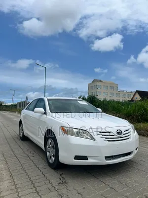 Toyota Camry 2009 White
