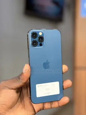 Apple iPhone 12 64 GB White