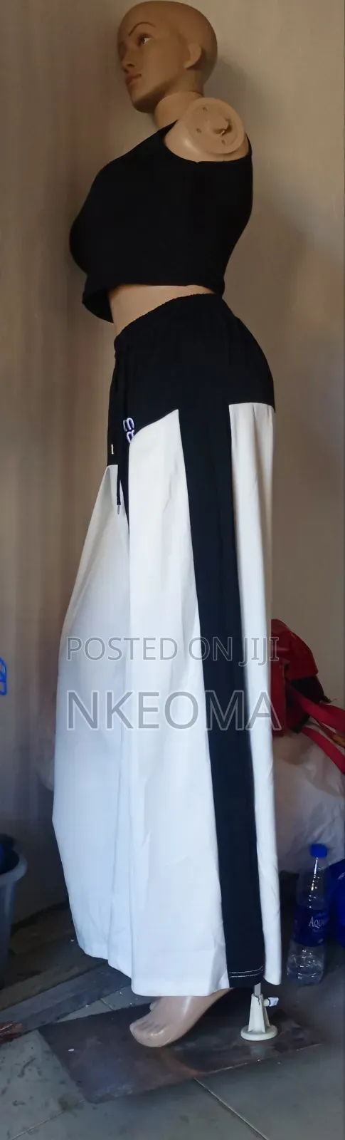 Baggy Trouser With Sleeveless Top