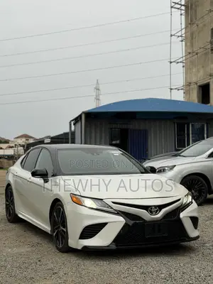 Toyota Camry XSE 2021 White