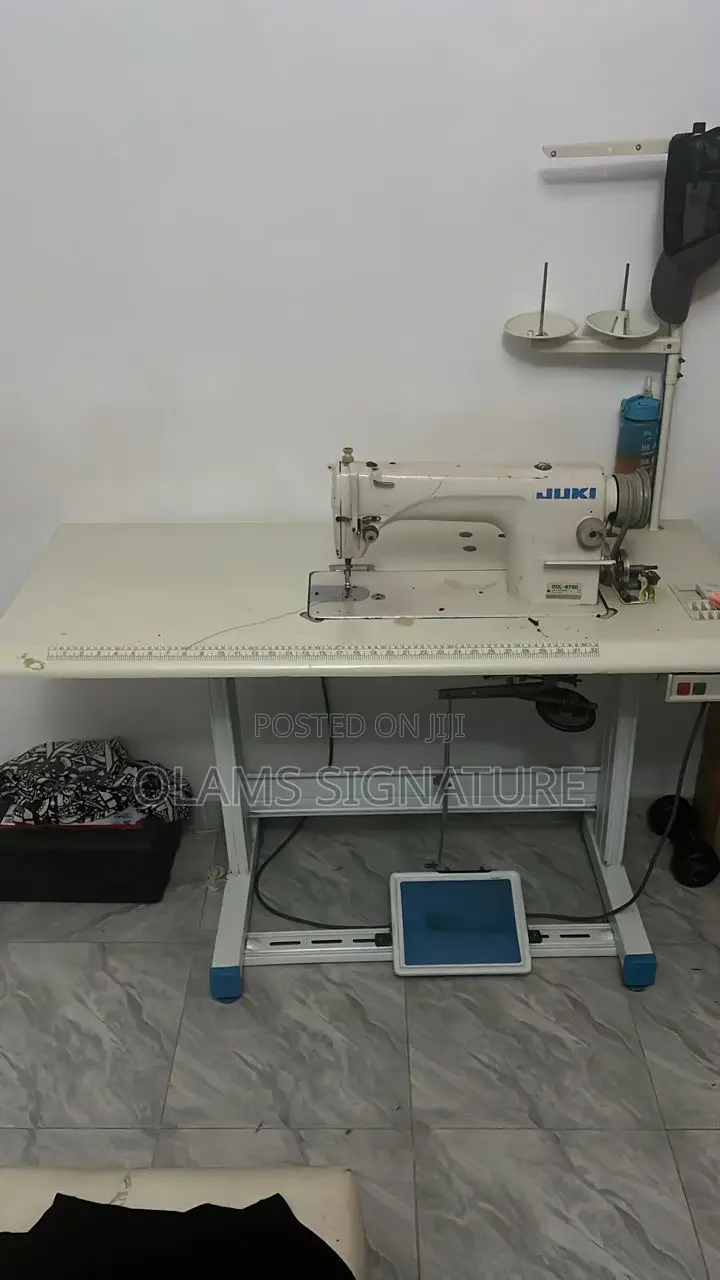 Industrial Sewing Machine Table With Stood