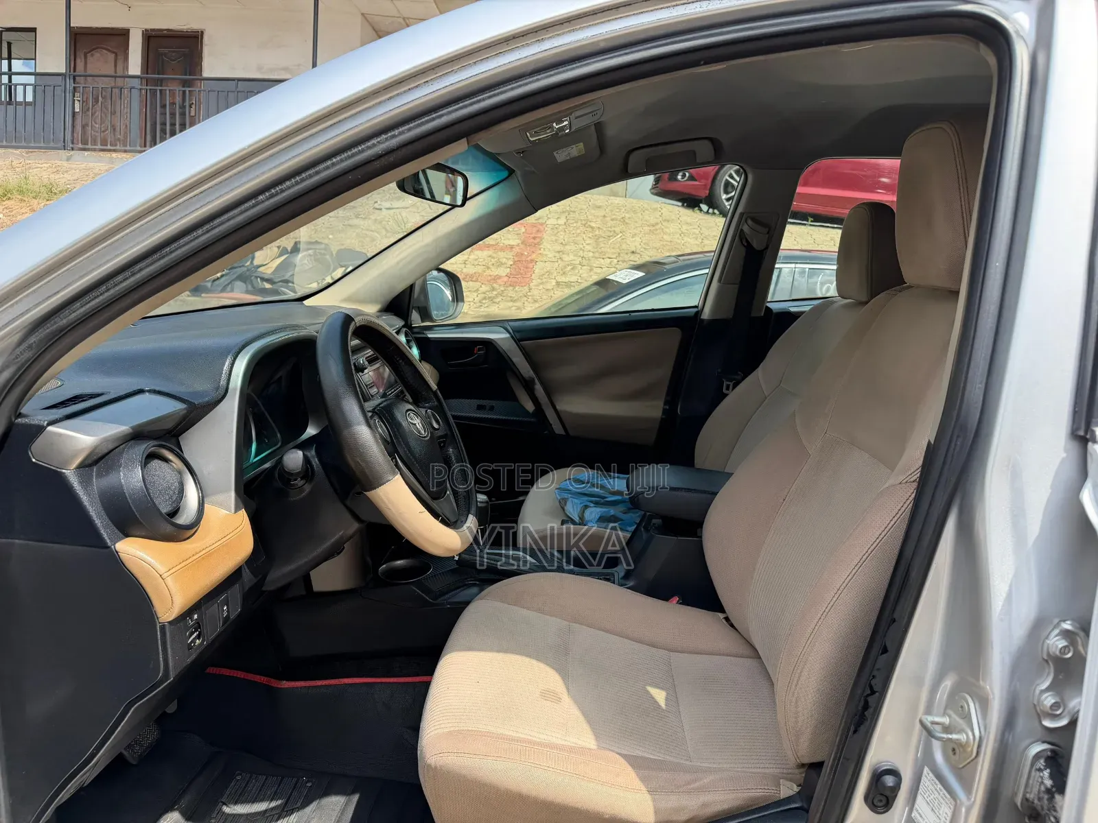 Toyota RAV4 2014 Silver