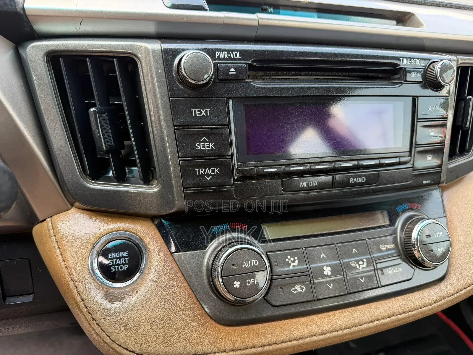 Toyota RAV4 2014 Silver