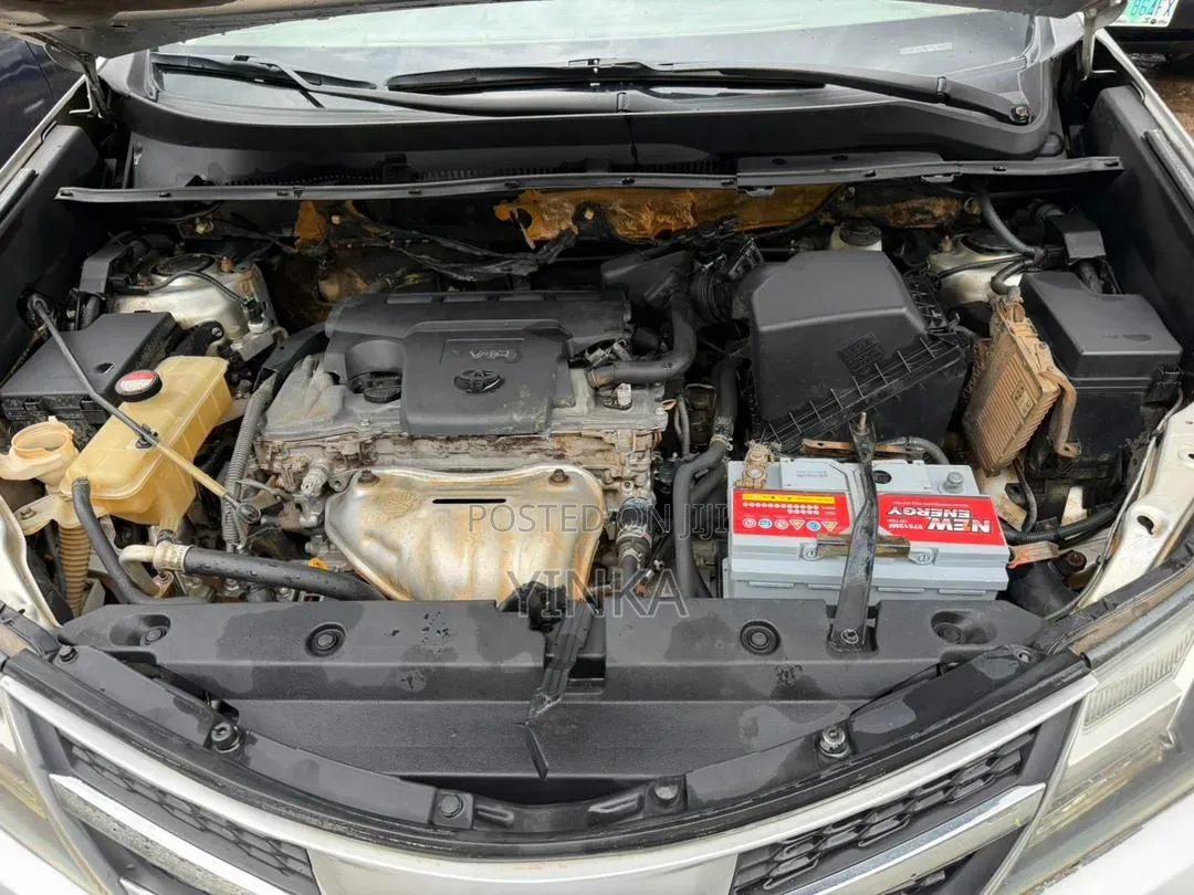 Toyota RAV4 2014 Silver