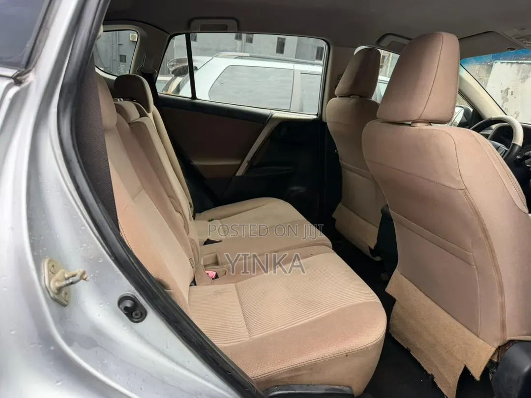 Toyota RAV4 2014 Silver