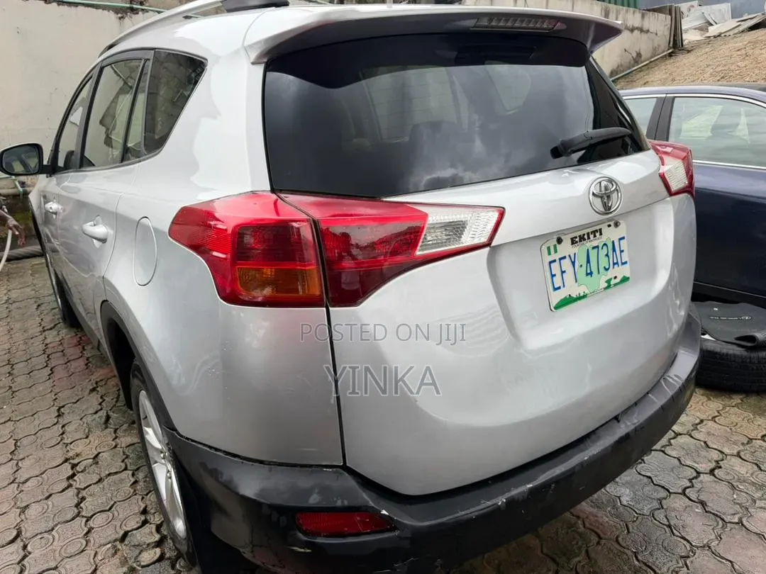 Toyota RAV4 2014 Silver