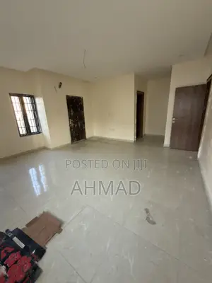 4bdrm Duplex in Brains And Hammers for rent