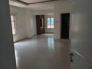2bdrm Apartment in Ahmadu Bello Way for rent