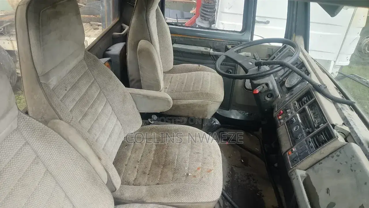 Ford Cargo Truck 1998