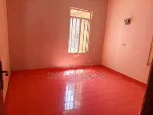 4bdrm Duplex in Chevron for rent