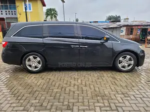 Honda Odyssey Touring 2013 Black