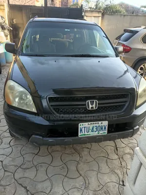Honda Pilot 2005 Black