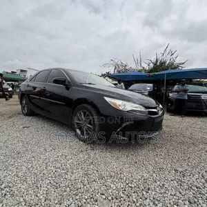 Toyota Camry 2017 Black