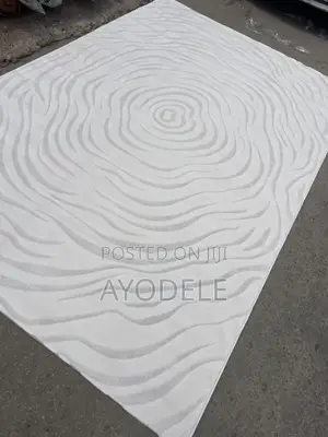 5x7 Sadaf Turkish Rug Cream