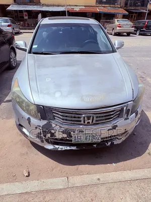 Honda Accord 2011 Silver
