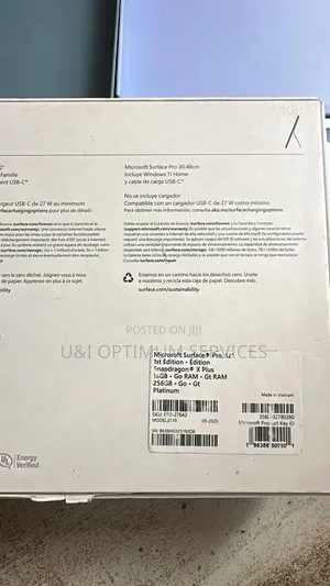 Microsoft Surface Pro Copilot+ PC 12 16GB Intel Core i7 SSD 256GB