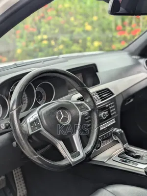 Mercedes-Benz C300 2013 White
