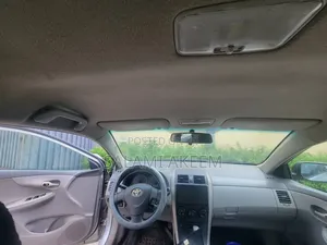 Toyota Corolla 2009 Silver