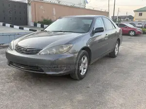 Toyota Camry 2006 Gray