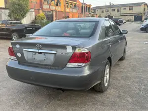 Toyota Camry 2006 Gray